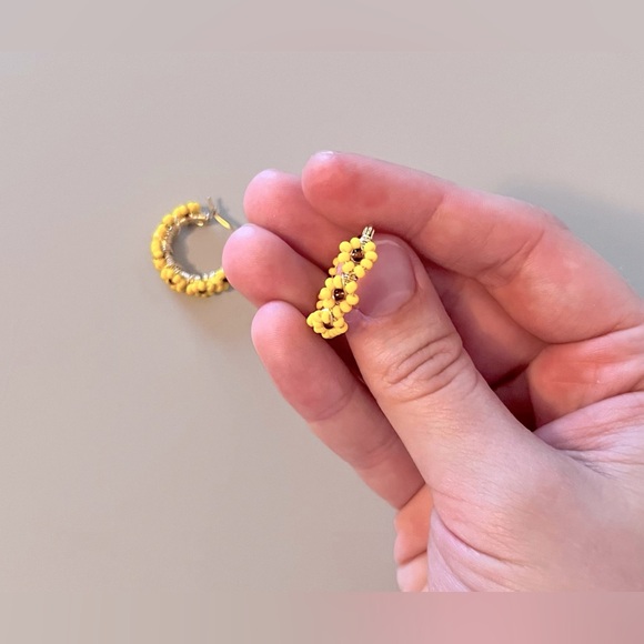 Handmade earring - Picture 3 of 3